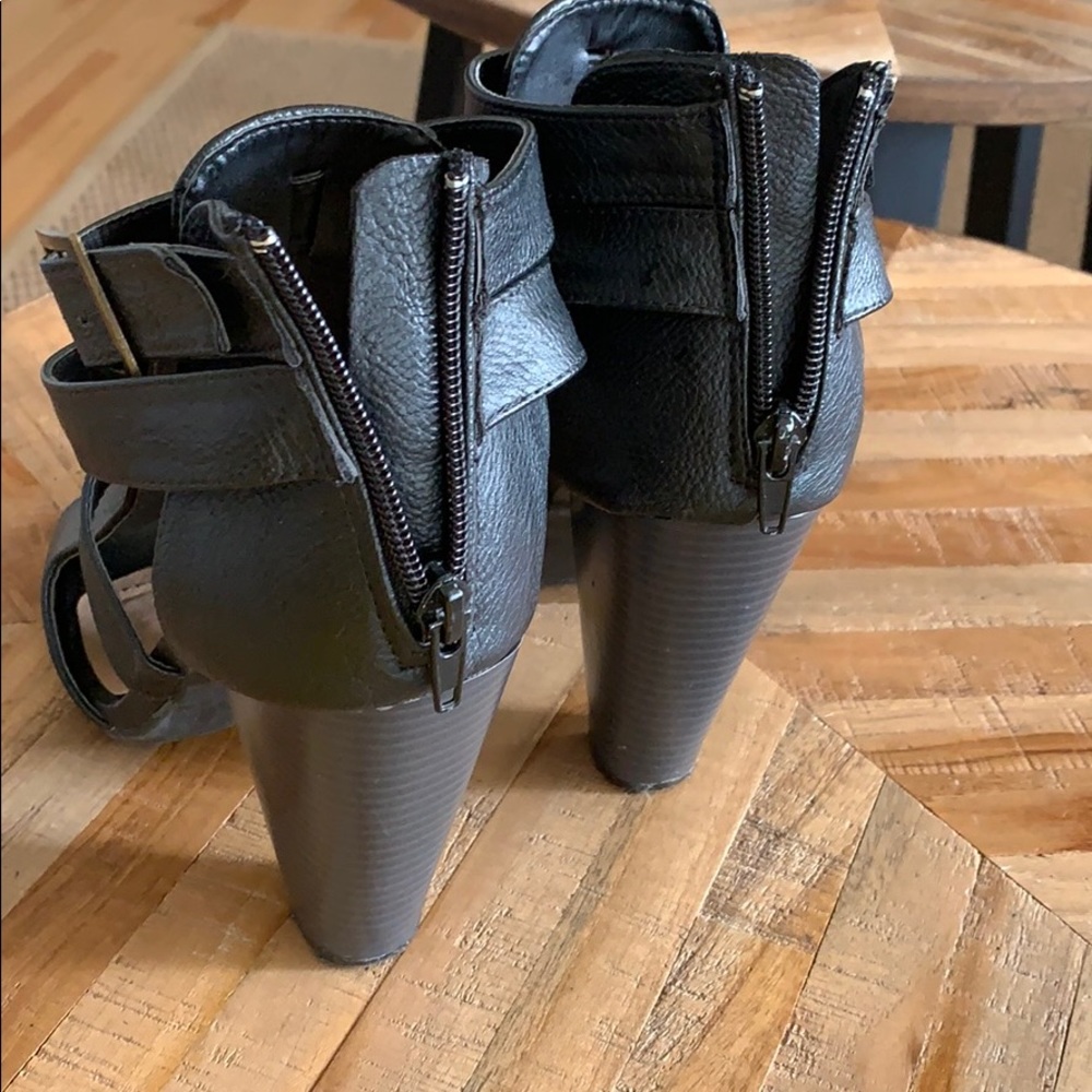 Open toe boot - Picture 2 of 4